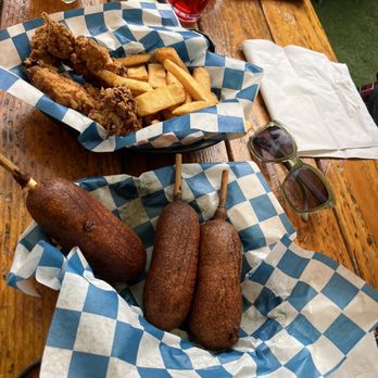Happy Does Bar - Corn dogs and chicken tenders - Bars Near Me - San Diego, California Happy Does Bar - Corn dogs and chicken tenders - Bars Near Me - San Diego, California