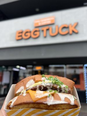 Egg Tuck by null