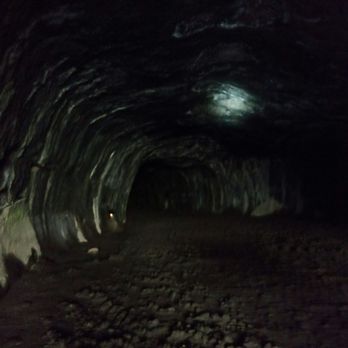 Subway Cave & Lava Tubes - Parks Near Me - Hat Creek, California