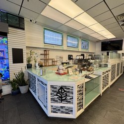 Order + pickup station