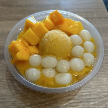 Hui Lau Shan - mango chewy - Desserts Near Me - Milpitas, California