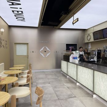 Cha I Enjoy - Interior - Bubble Tea Near Me - St. Louis, Missouri