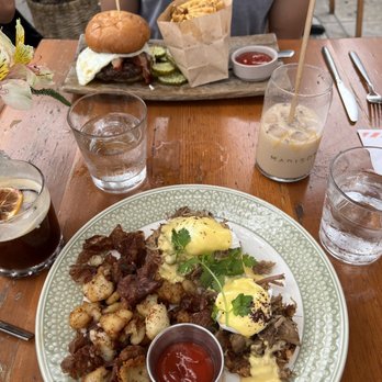 Madison - brunch burger and Benedict - Italian Near Me - San Diego, California Madison - brunch burger and Benedict - Italian Near Me - San Diego, California