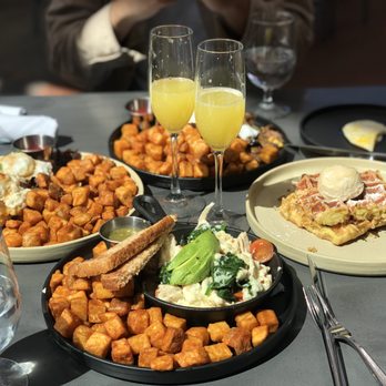 The Front Yard - Powerhouse, Brisket Benedict, French Toast Waffle | ig @ voyeges - Beer Gardens Near Me - Las Vegas, Nevada The Front Yard - Powerhouse, Brisket Benedict, French Toast Waffle | ig @ voyeges - Beer Gardens Near Me - Las Vegas, Nevada
