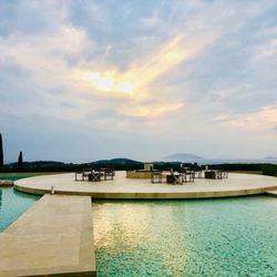 Luxury Travel and Beyond - Gorgeous Greece