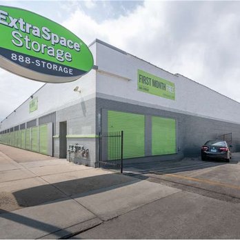 Extra Space Storage - Alternate Beauty Image - Self Storage Near Me - Chicago, Illinois