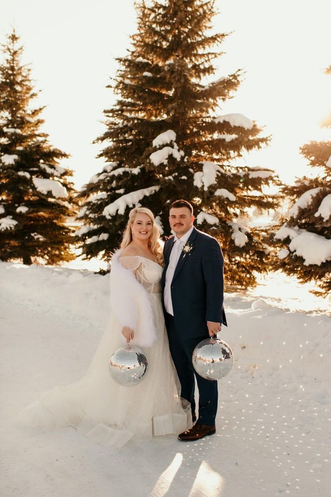 ALTERATIONS BY L Updated September 2024 28 Photos 1129 19th Ave N, Fargo, North Dakota