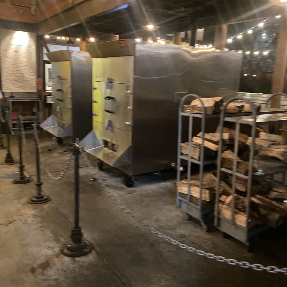 DAS BBQ - The entrance - Barbeque Near Me - Atlanta, Georgia