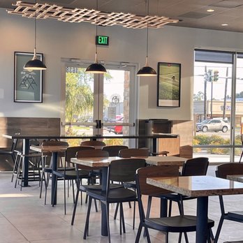 Panda Express - Seating inside - Chinese Near Me - Slidell, Louisiana