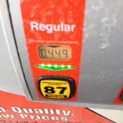 Tops Gas Station