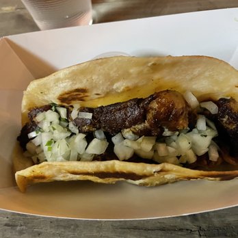 The Grackle - Carnitas taco - Dive Bars Near Me - Austin, Texas