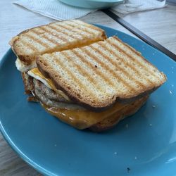 Cool Wave Coffee - Amazing gluten-free breakfast sandwich with double the sausage! Great way to start a day!