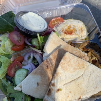 D'Yar - Chicken shawarma plate - Mediterranean Near Me - Berkeley, California