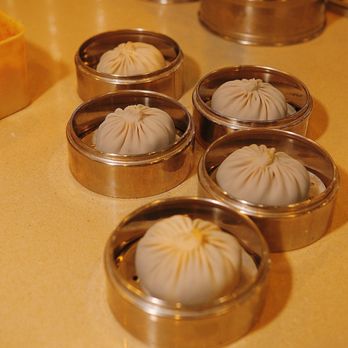 Long Xing Ji Juicy Dumpling - 吸管蟹粉蒸包 - Chinese Near Me - Baldwin Park, California