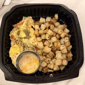 Le Peep - Rock Lobster Scramble - missing side of English muffin - Breakfast & Brunch Near Me - Edison, New Jersey