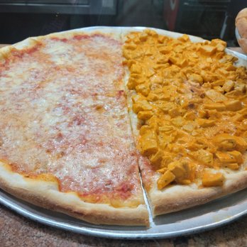 Piccolo Pinos Pizzeria - 1/2 regular 1/2 Buffalo * chicken - Pizza Near Me - Staten Island, New York Piccolo Pinos Pizzeria - 1/2 regular 1/2 Buffalo * chicken - Pizza Near Me - Staten Island, New York