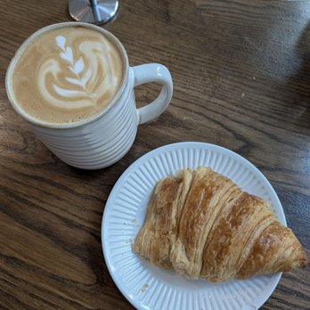 maman - Un café et un très délicieux croissant - Bakeries Near Me - Washington, DC, District of Columbia maman - Un café et un très délicieux croissant - Bakeries Near Me - Washington, DC, District of Columbia