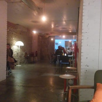 Brew 2 Cup - From the end of the cave to the entrance - Coffee & Tea Near Me - Arnhem, GE