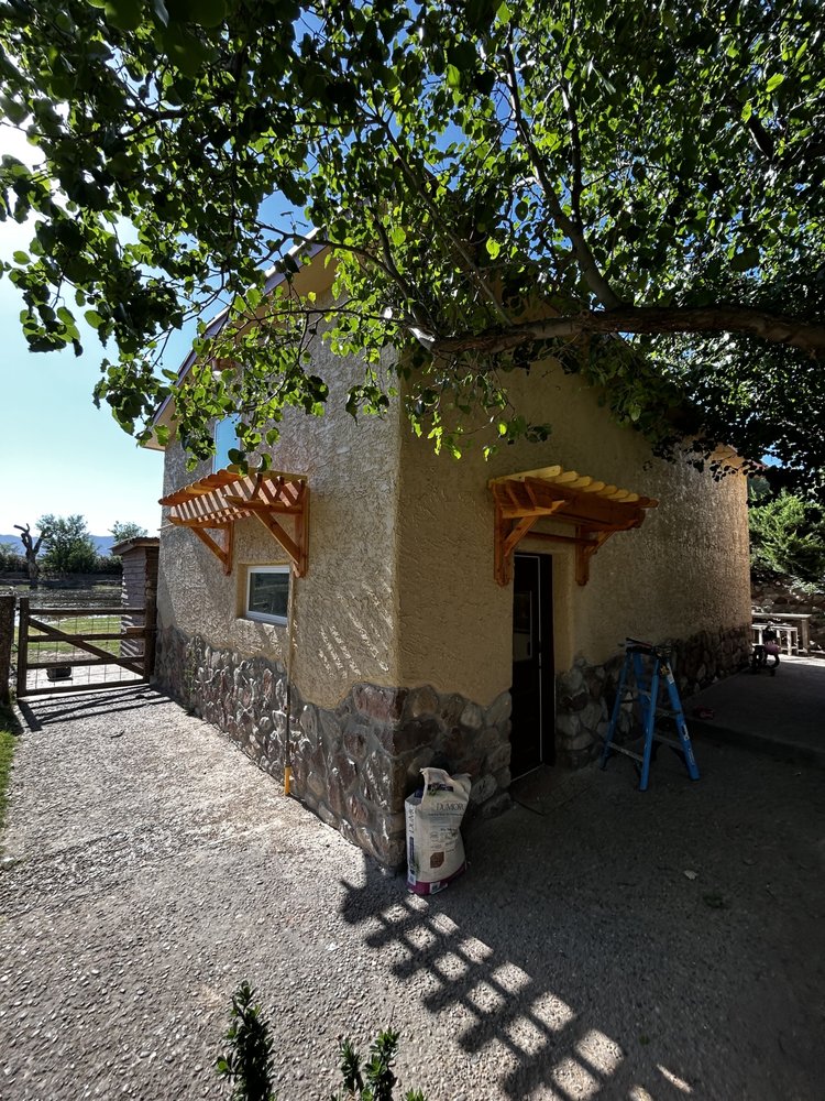 Slide of SYC Premier General Contractors