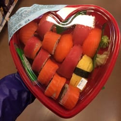 Dillons - Sushi heart tray aww