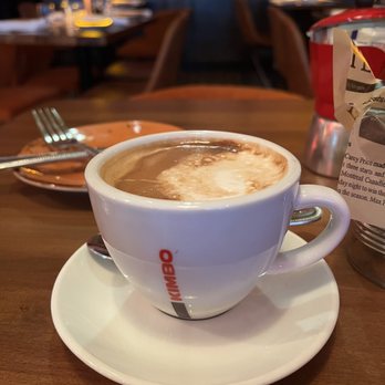 La Mulata - Cafe con Leche - Cuban Near Me - Miami Beach, Florida