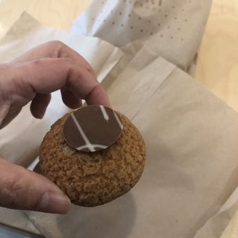 Mari Bakeshop - Bakeries Near Me - Calgary, Alberta