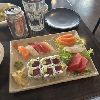 Itto Sushi - Sushi & Sashimi Lunch Combo (I replaced the california roll with a tuna avocado roll for only $2 extra! - Korean Near Me - Jersey City, New Jersey Itto Sushi - Sushi & Sashimi Lunch Combo (I replaced the california roll with a tuna avocado roll for only $2 extra! - Korean Near Me - Jersey City, New Jersey