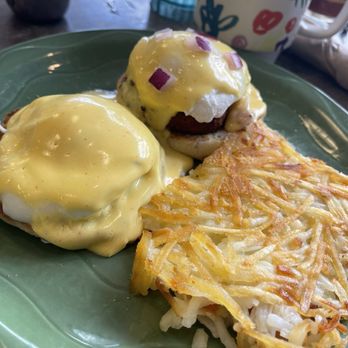 Snow City Cafe - Kodiak Benedict - Breakfast & Brunch Near Me - Anchorage, Alaska