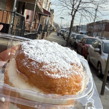 Frangelli's Bakery - Franolli - Bakeries Near Me - Philadelphia, Pennsylvania Frangelli's Bakery - Franolli - Bakeries Near Me - Philadelphia, Pennsylvania