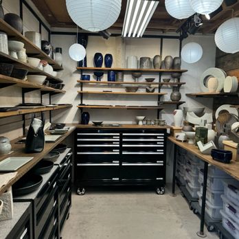 Arakawa Pottery - Home Decor Near Me - San Jose, California