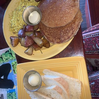 The Grain Cafe - The Grain breakfast with a side of toast - Pizza Near Me - Redondo Beach, California The Grain Cafe - The Grain breakfast with a side of toast - Pizza Near Me - Redondo Beach, California