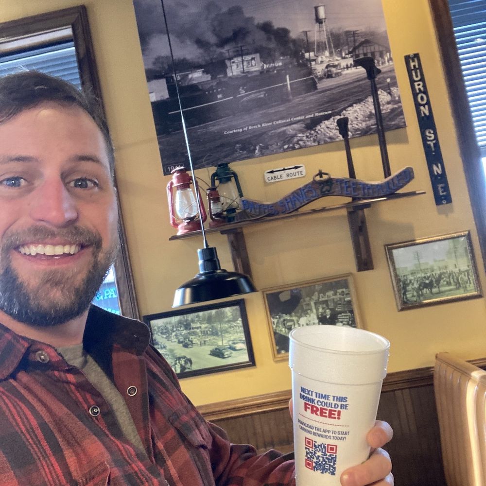 Zaxbys - Service so good it made me smile. - Fast Food Near Me - Lexington, Tennessee Zaxbys - Service so good it made me smile. - Fast Food Near Me - Lexington, Tennessee