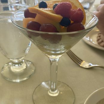 Arrowhead Golf Club - Gorgeous Dessert presentation for food allergies - Golf Near Me - Wheaton, Illinois Arrowhead Golf Club - Gorgeous Dessert presentation for food allergies - Golf Near Me - Wheaton, Illinois