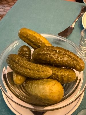 Caviar Kaspia by null