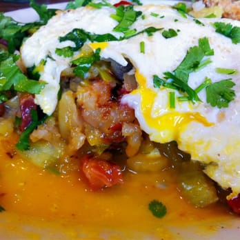 Breakers Café - Corned beef hash - Breakfast & Brunch Near Me - Stinson Beach, California Breakers Café - Corned beef hash - Breakfast & Brunch Near Me - Stinson Beach, California