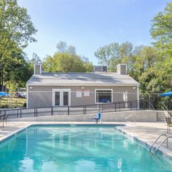 Palmer Green Estates - Swimming Pool