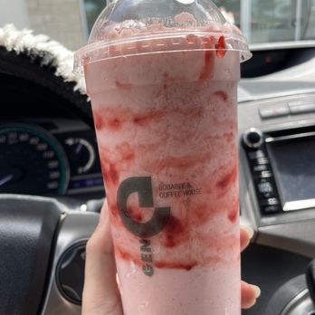 Gen bobabee & coffee house - S4. Strawberry Smoothie - Coffee & Tea Near Me - Austin, Texas Gen bobabee & coffee house - S4. Strawberry Smoothie - Coffee & Tea Near Me - Austin, Texas