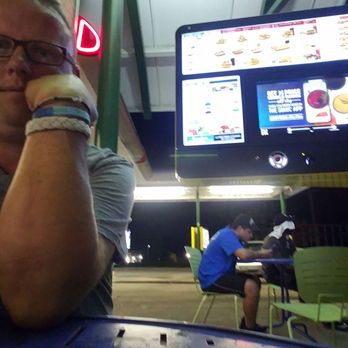 Sonic Drive-In - These 2 have taken 4 breaks in the 40 minutes we've been here. - Fast Food Near Me - Franklin, Ohio