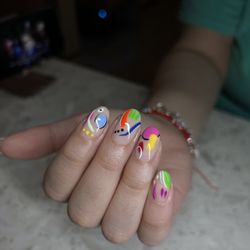 Pretty Nails Society - Gel polish manicure