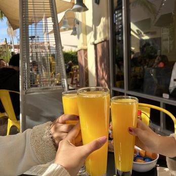 Downtown Cafe by JL - Orange Juice! - Breakfast & Brunch Near Me - Oxnard, California