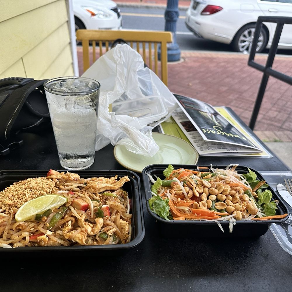 Pad Thai, Papaya Salad Pad Thai, Papaya Salad