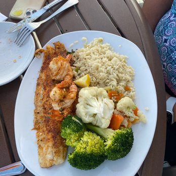 Pirates Cove - Shrimp and flounder - Seafood Near Me - Galesville, Maryland