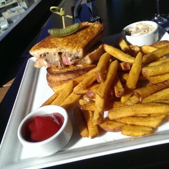 Sky 360 - Grilled cheese with wagyu beef, $16. - Canadian (New) Near Me - Calgary, Alberta