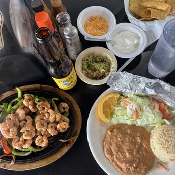 Mariscos El Charco - Shrimp fajitas!! - Mexican Near Me - Denver, Colorado