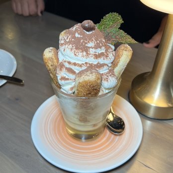 Laurea Restaurant - Italian Near Me - Princeton, New Jersey