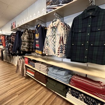 Pendleton - Men's Clothing Near Me - Bend, Oregon