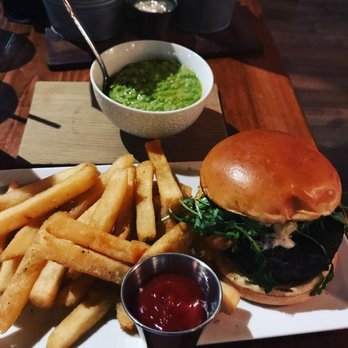 Peckish Pig - Breakfast & Brunch Near Me - Evanston, Illinois