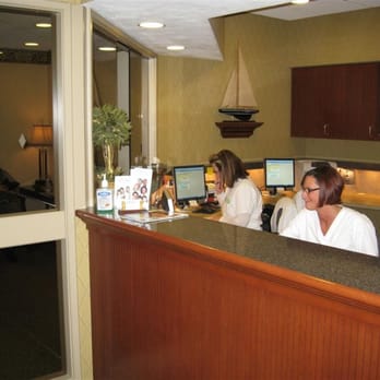 Connecticut Maxillofacial Surgeons - A polite and concerned staff await your arrival - Oral Surgeons Near Me - Windsor, Connecticut Connecticut Maxillofacial Surgeons - A polite and concerned staff await your arrival - Oral Surgeons Near Me - Windsor, Connecticut