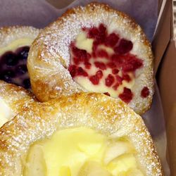 Cobs Bread - Cheese, Blueberry and Cherry Danish - 3/31/2026
