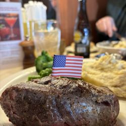 Ted's Montana Grill - Bison steak